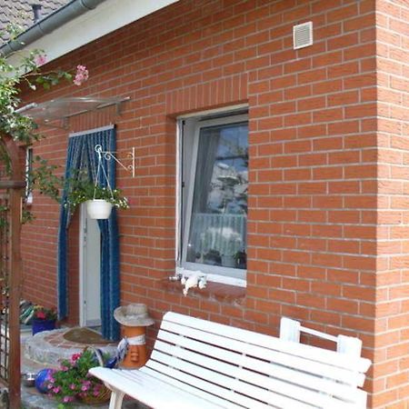 Ferienwohnung Reins Нойщат ин Холщайн Екстериор снимка